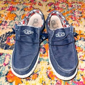 Hey Dude Wally Stretch (Men’s 8/women’s 10)